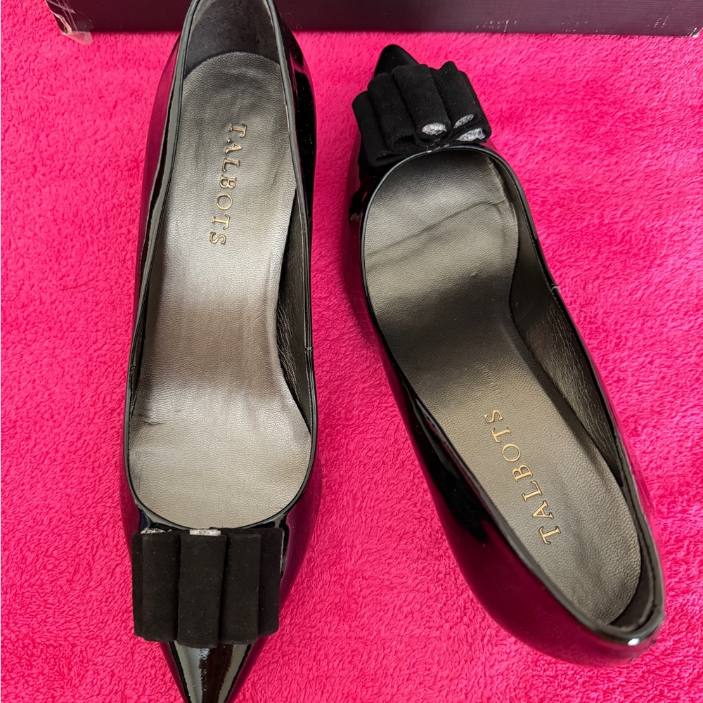 Talbots Black Patent Leather Pump with Bow